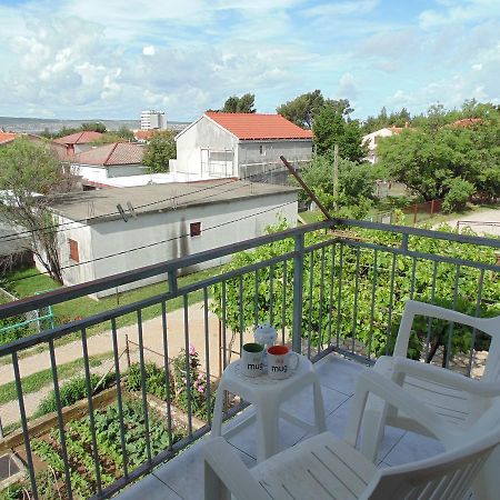 Apartments Cico Starigrad Paklenica Dış mekan fotoğraf