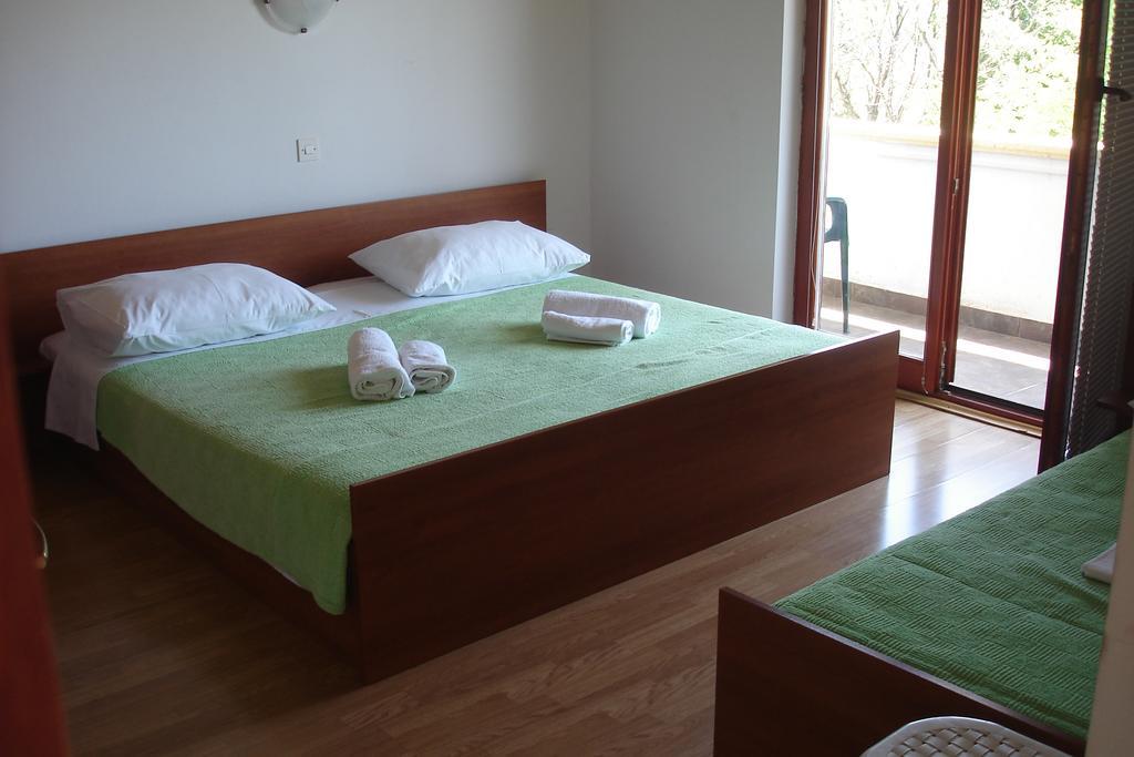 Apartments Cico Starigrad Paklenica Dış mekan fotoğraf