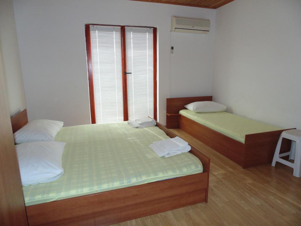 Apartments Cico Starigrad Paklenica Dış mekan fotoğraf